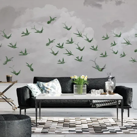 Yeşil Uçan Kuşlar Gri Gökyüzü ve Bulut Folyo Duvar Kağıdı